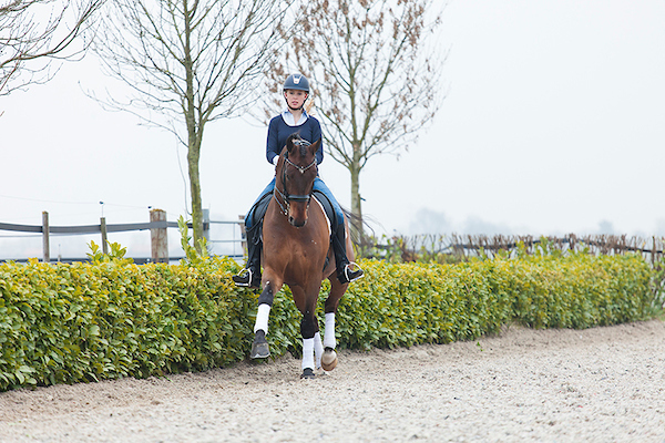 Florence Siemer schouderbinnenwaarts