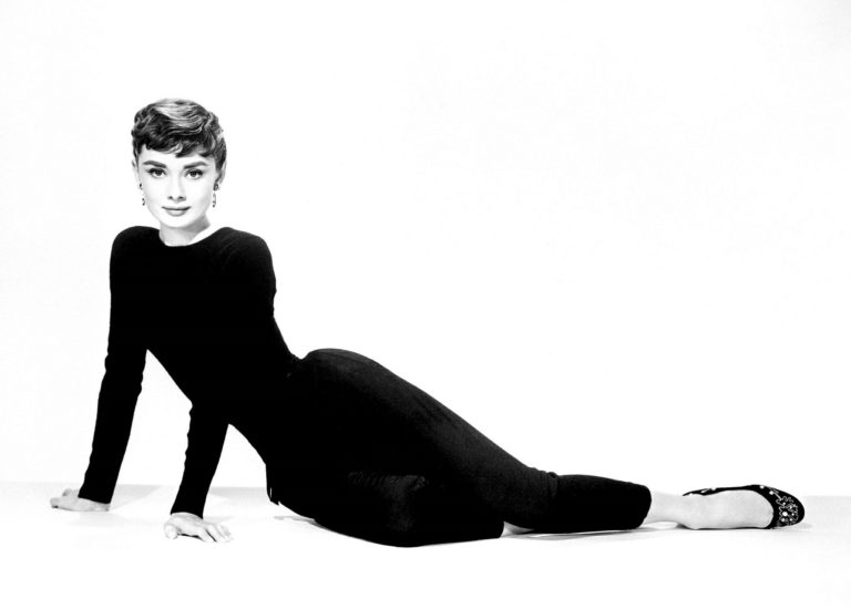 zwart wit foto van Audrey Hepburn