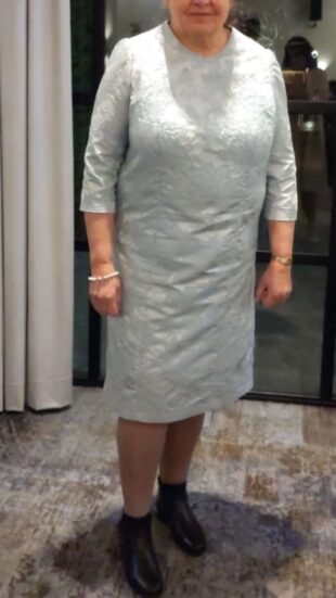 unieke jurk op paat zelf gemaakt- leer online