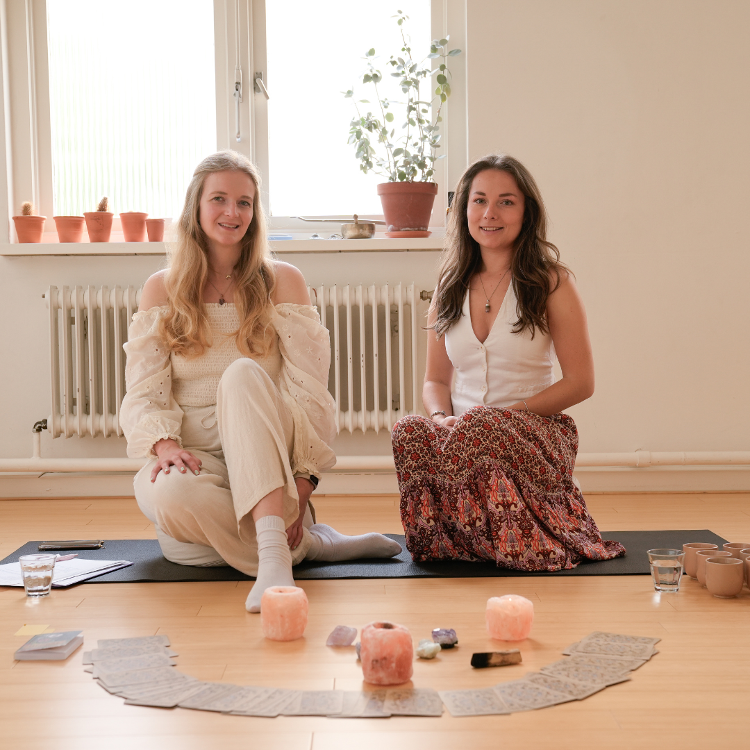 Essence Marketing Kimberly Buiteman en Kosmisch Kompas Christa Hiddinga