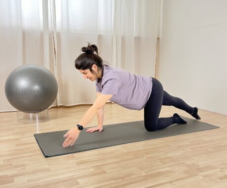 pregnant woman exercising